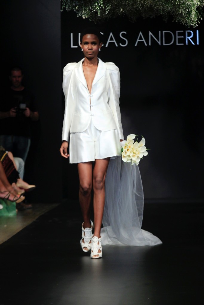 Desfile-Lucas-Anderi-Bride-Style-prontaparaosim (2)