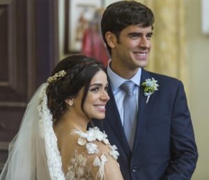 casamentos de Haja Coração shirlei, vivida pela atriz Sabrina Petaglia