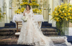 casamentos de Haja Coração shirlei, vivida pela atriz Sabrina Petaglia