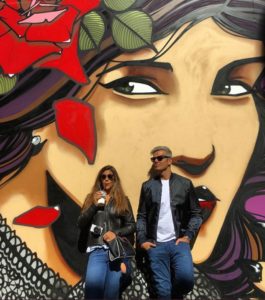 Flavia Alessandra e Otaviano Costa foram surpreendidos pelas filhas com cerimônia na famosa capela de Las Vegas!