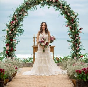 renovação de votos de Taciele Alcolea, casamento na praia