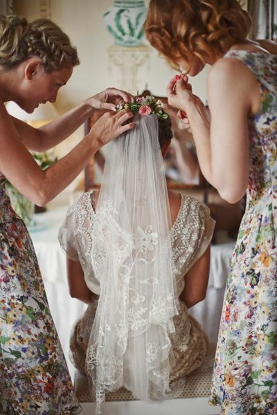 Inspirações de fotos de noivas com suas madrinhas de casamento! Pronta Para o Sim (20)